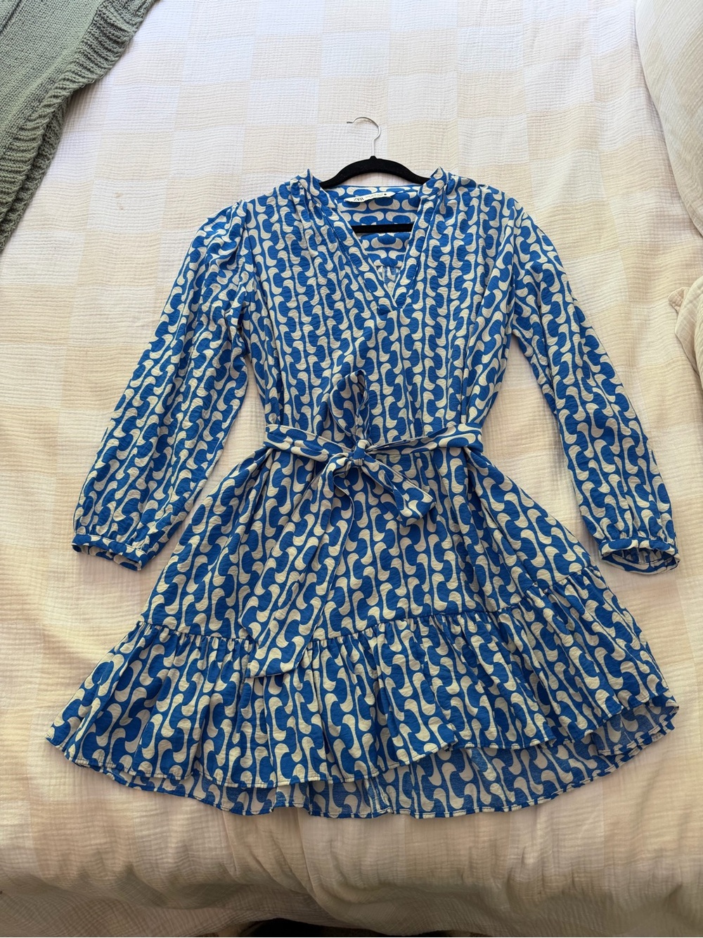 Zara Blue and White Print V-Neck Tie Waist Dress